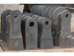 平頂山破碎機錘頭使用廠家來我廠考察建立長久合作關系_中國易發(fā)網(wǎng)